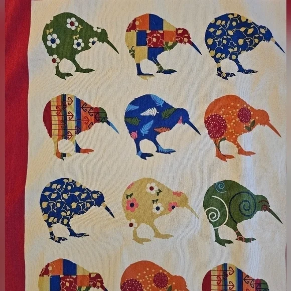 New Zealand Kiwi Decorative Towel - Super Colorful and Unique! - Picture 2 of 9